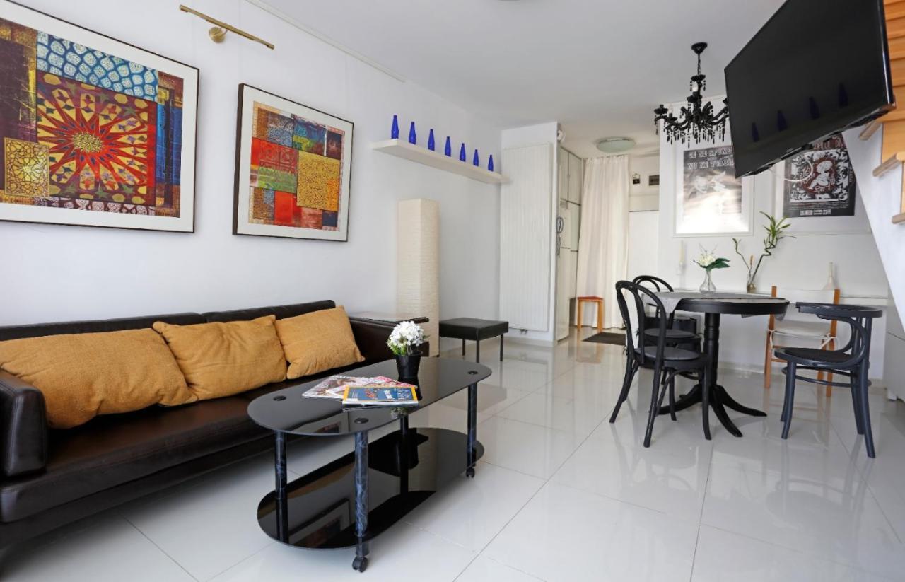 Gorgeous 2 Bedroom Duplex In City Center Bucharest Exterior photo